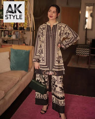 ACTOR HANIA AMIR DIGITAL PRINTED SUIT